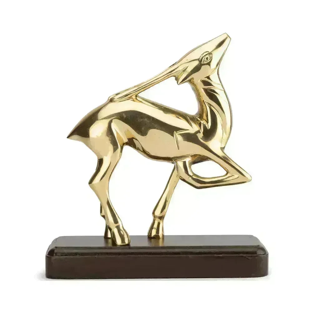 Deer Leaping Pose - Gives Speed and Agility - MahaVastu Remedies