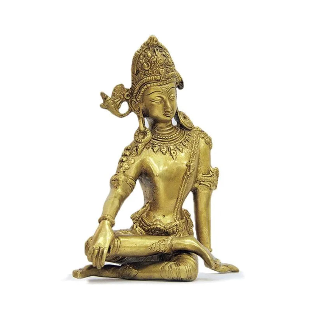 Intricately designed and seated in a meditative pose, this Maha Vastu Indra Dev God Idol is golden in color and made in brass. The idol is adorned with detailed carvings on its attire and crown.
